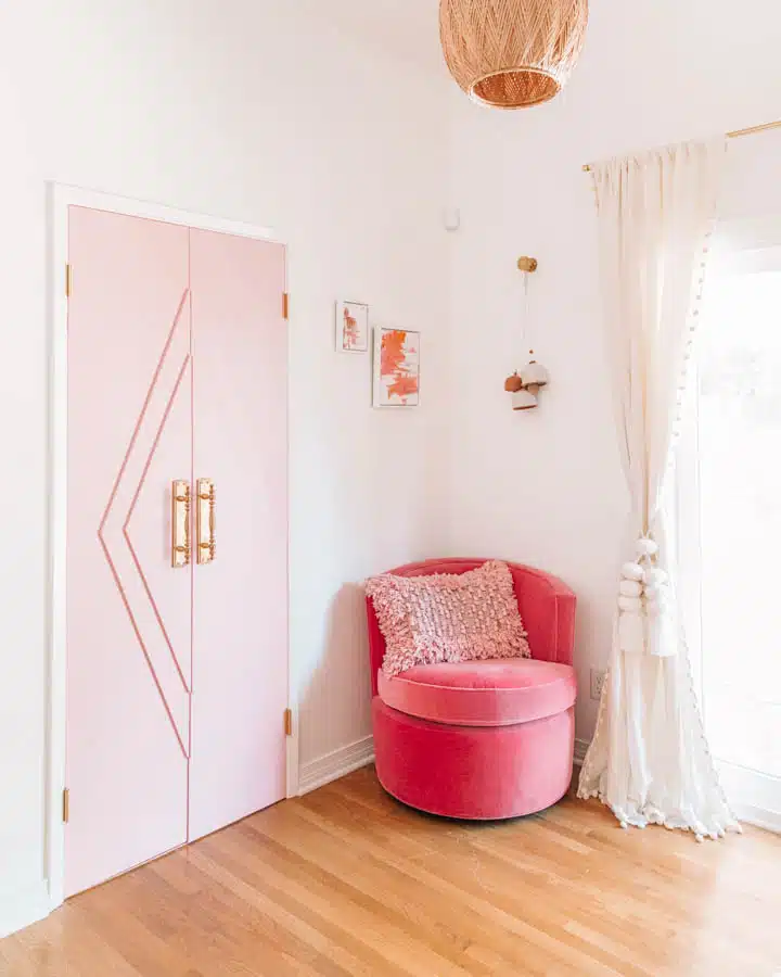 A pink room