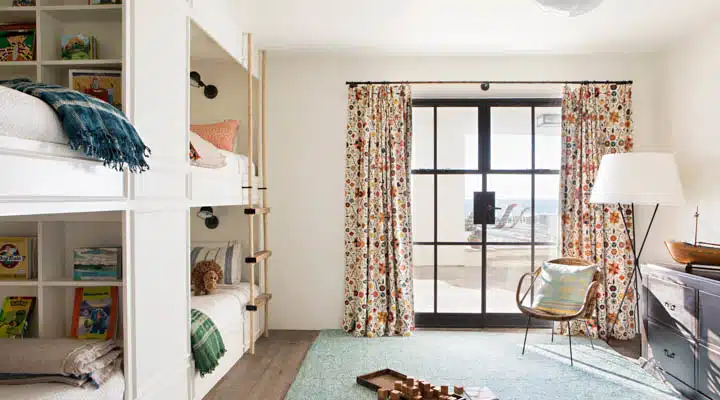 A living room filled with furniture and a flat screen tv