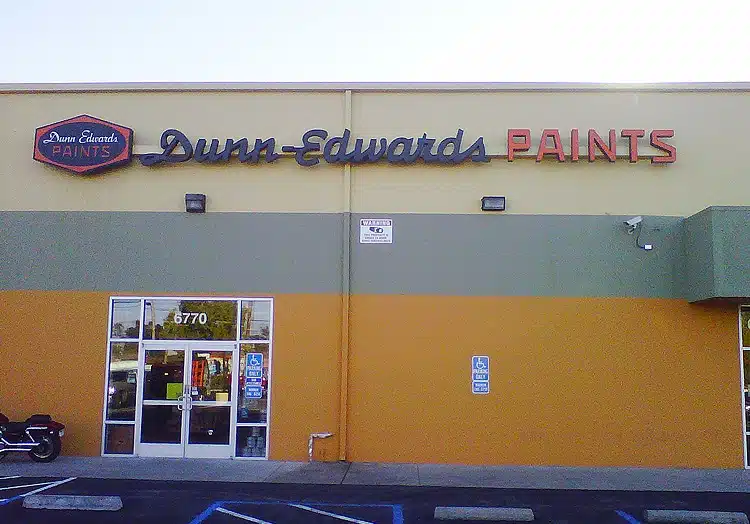 Dunn-Edwards Paint Store in Sacramento CA 95819