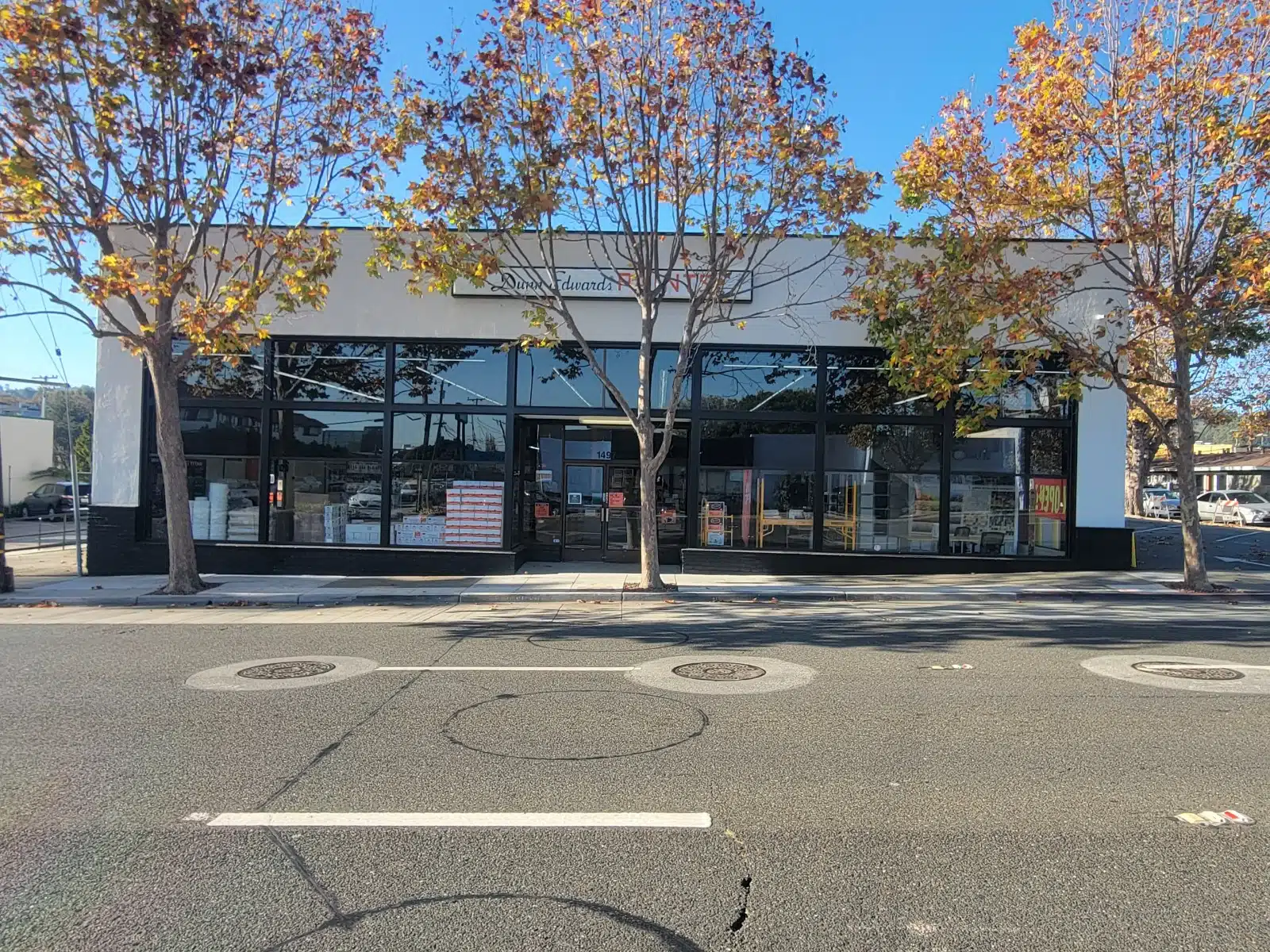 Dunn-Edwards Paint Store in Millbrae CA 94030