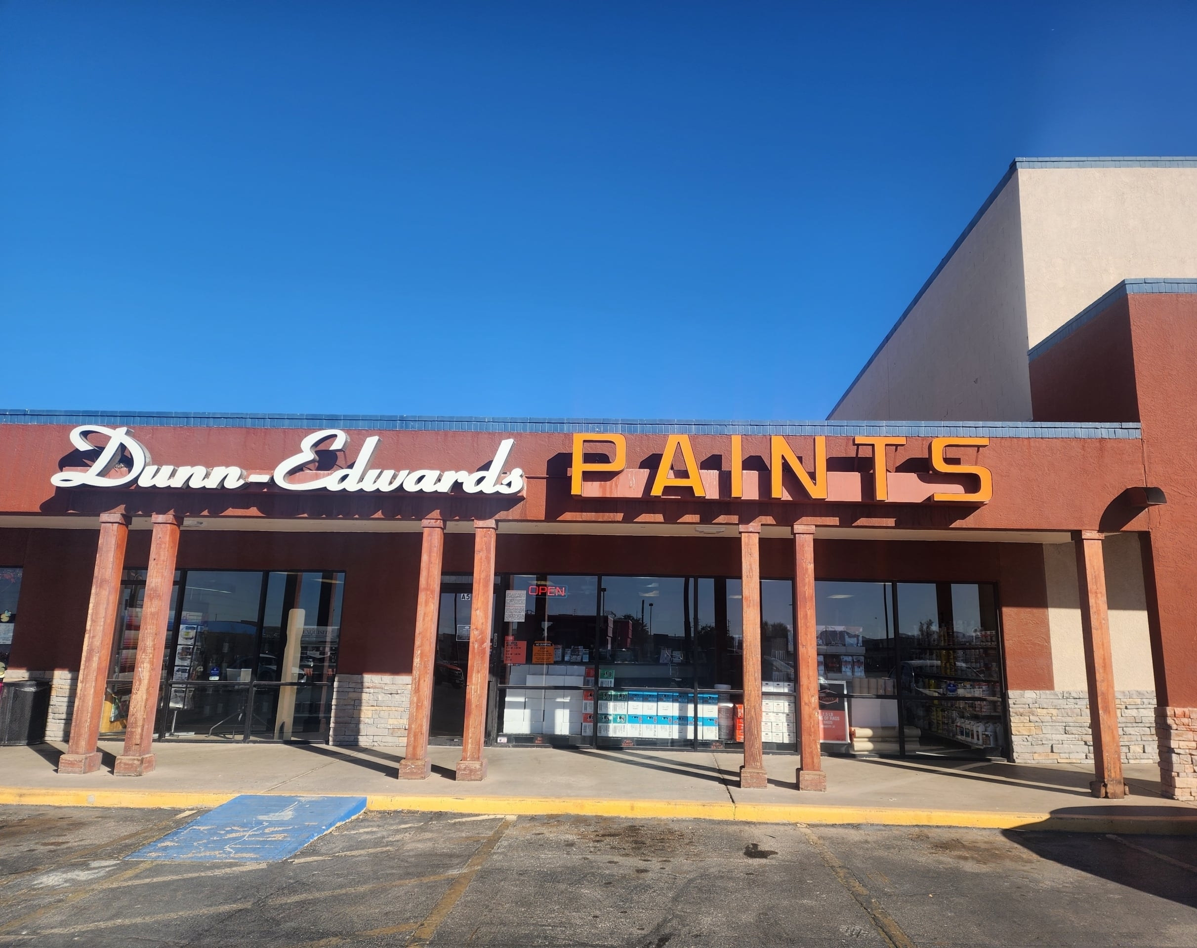 Dunn-Edwards Paint Store in El Paso TX 79932