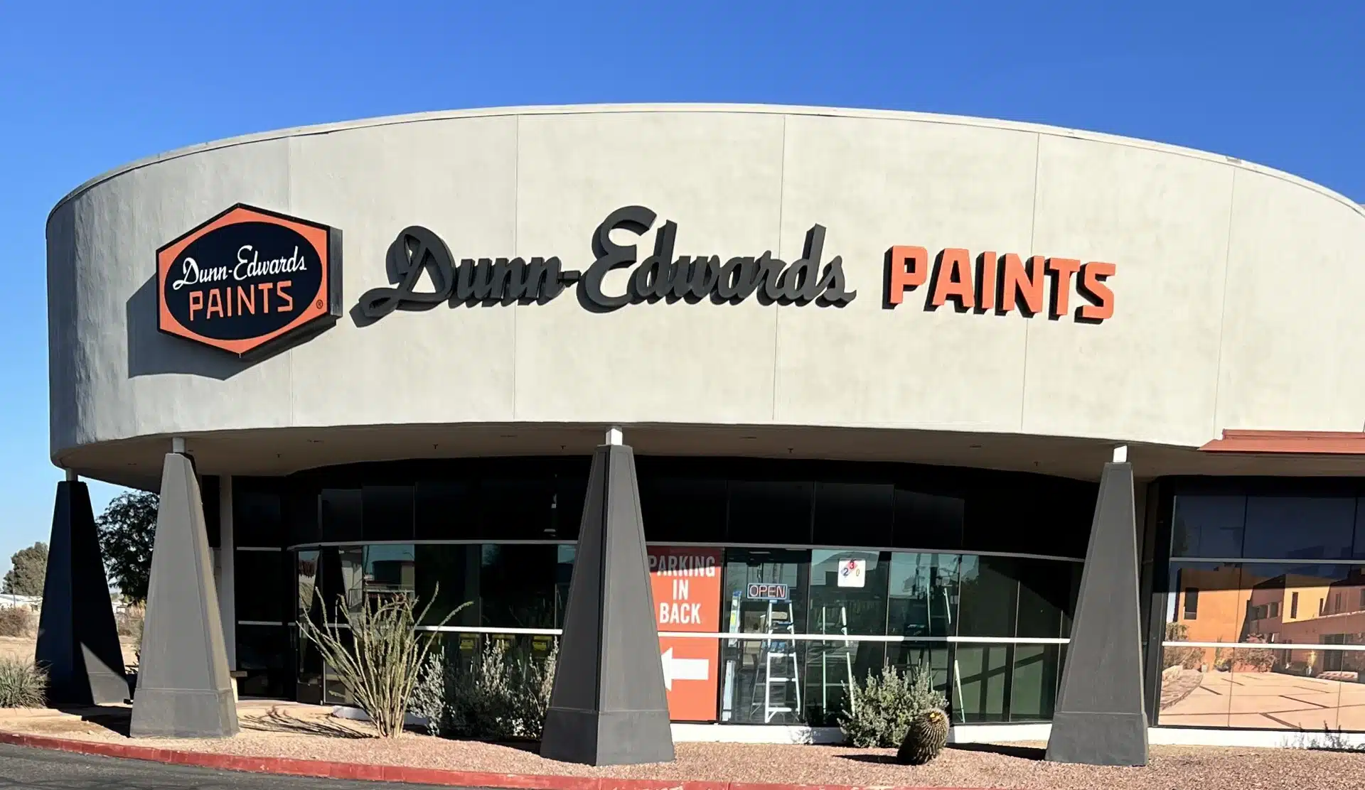 Dunn-Edwards Paint Store in Peoria AZ 85345