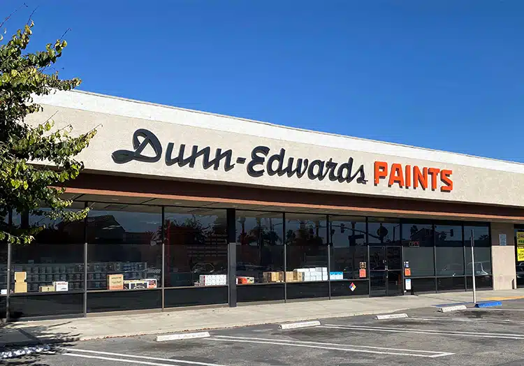 Dunn-Edwards Paint Store in Artesia CA 90701