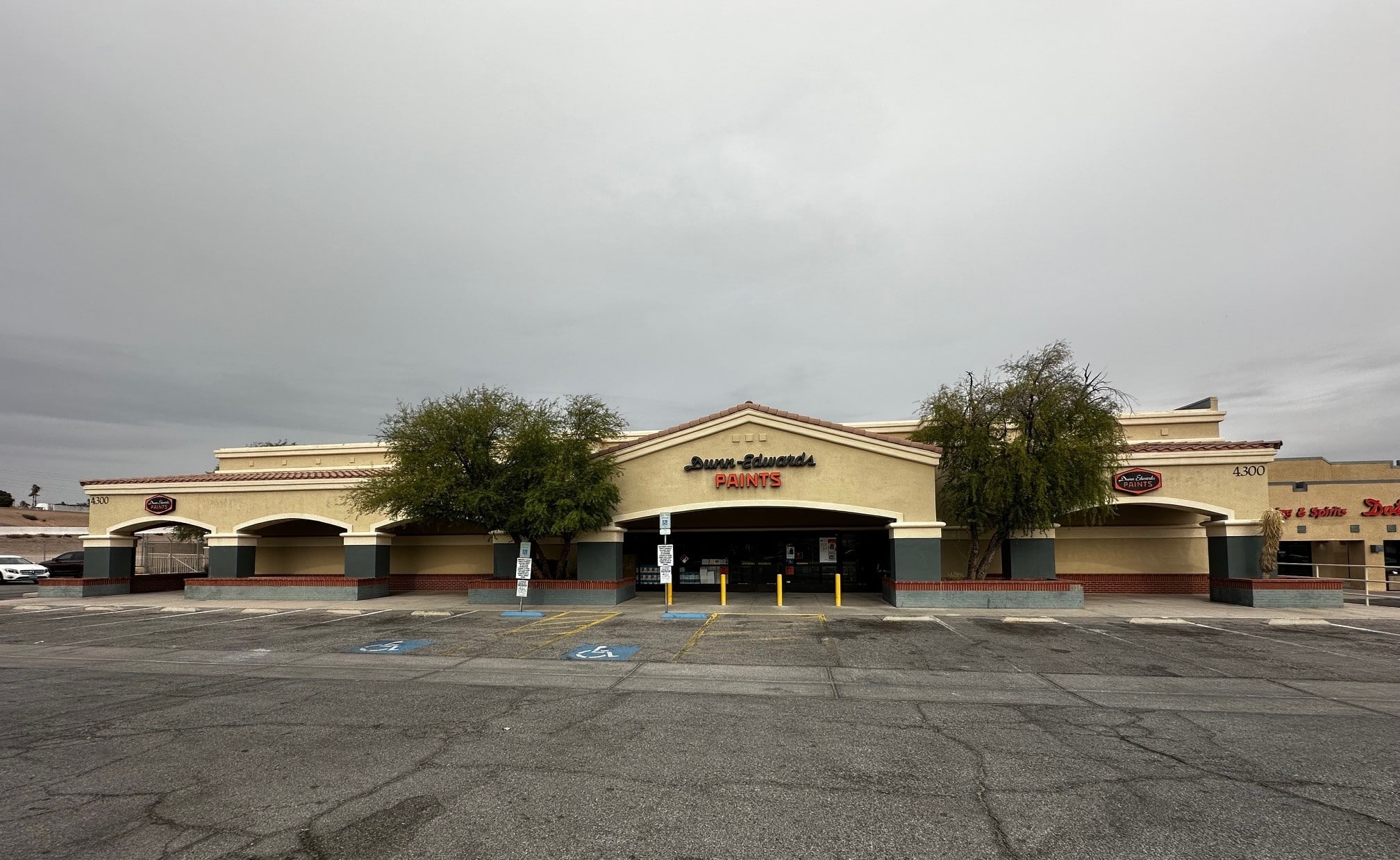 Dunn-Edwards Paint Store in Las Vegas NV 89121