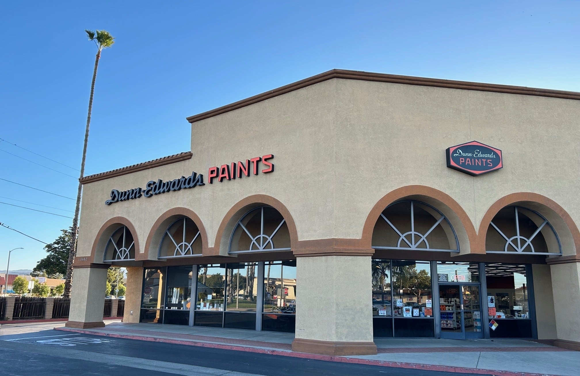 Dunn-Edwards Paint Store in Tustin CA 92780