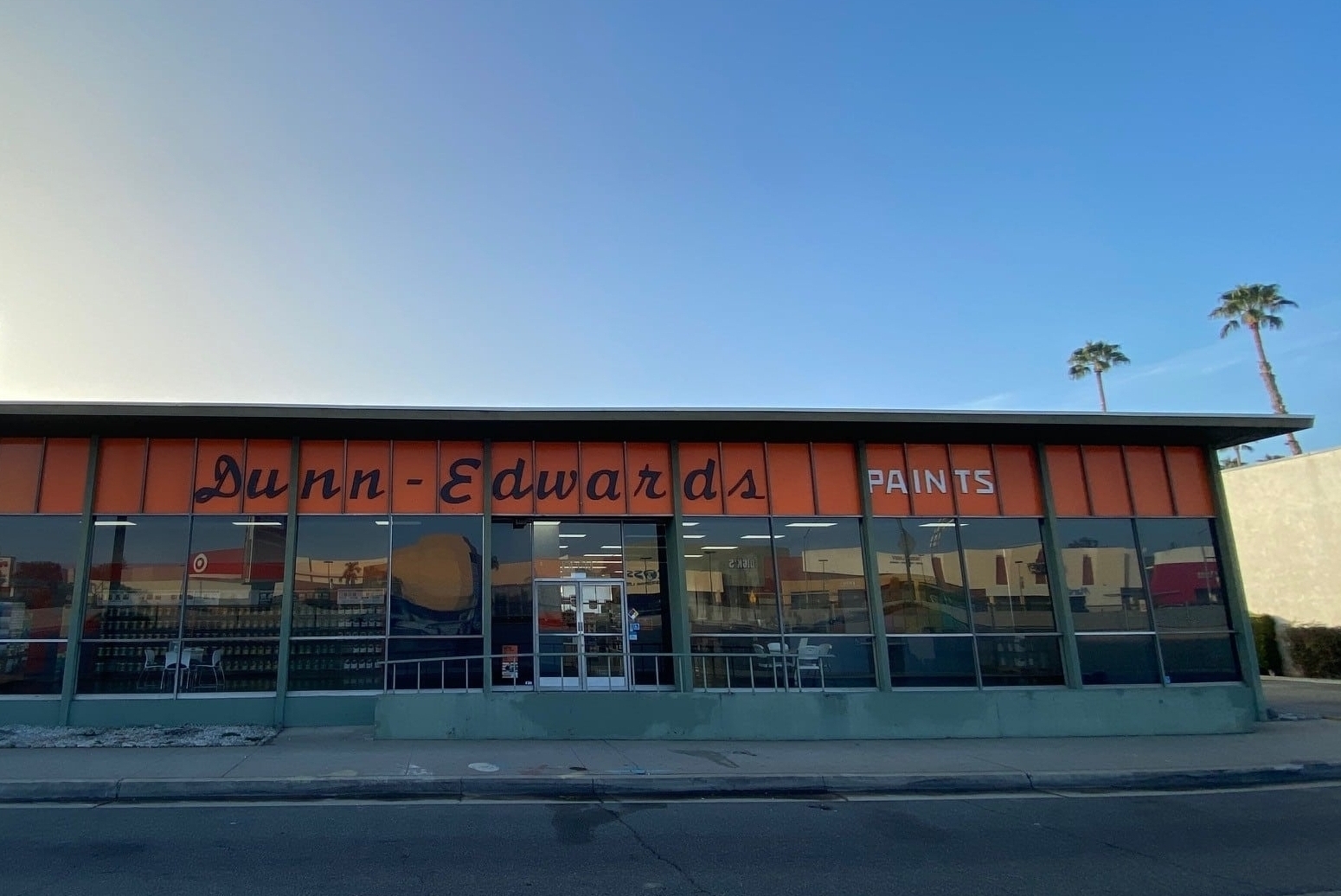 Dunn-Edwards Paint Store in West Covina CA 91791