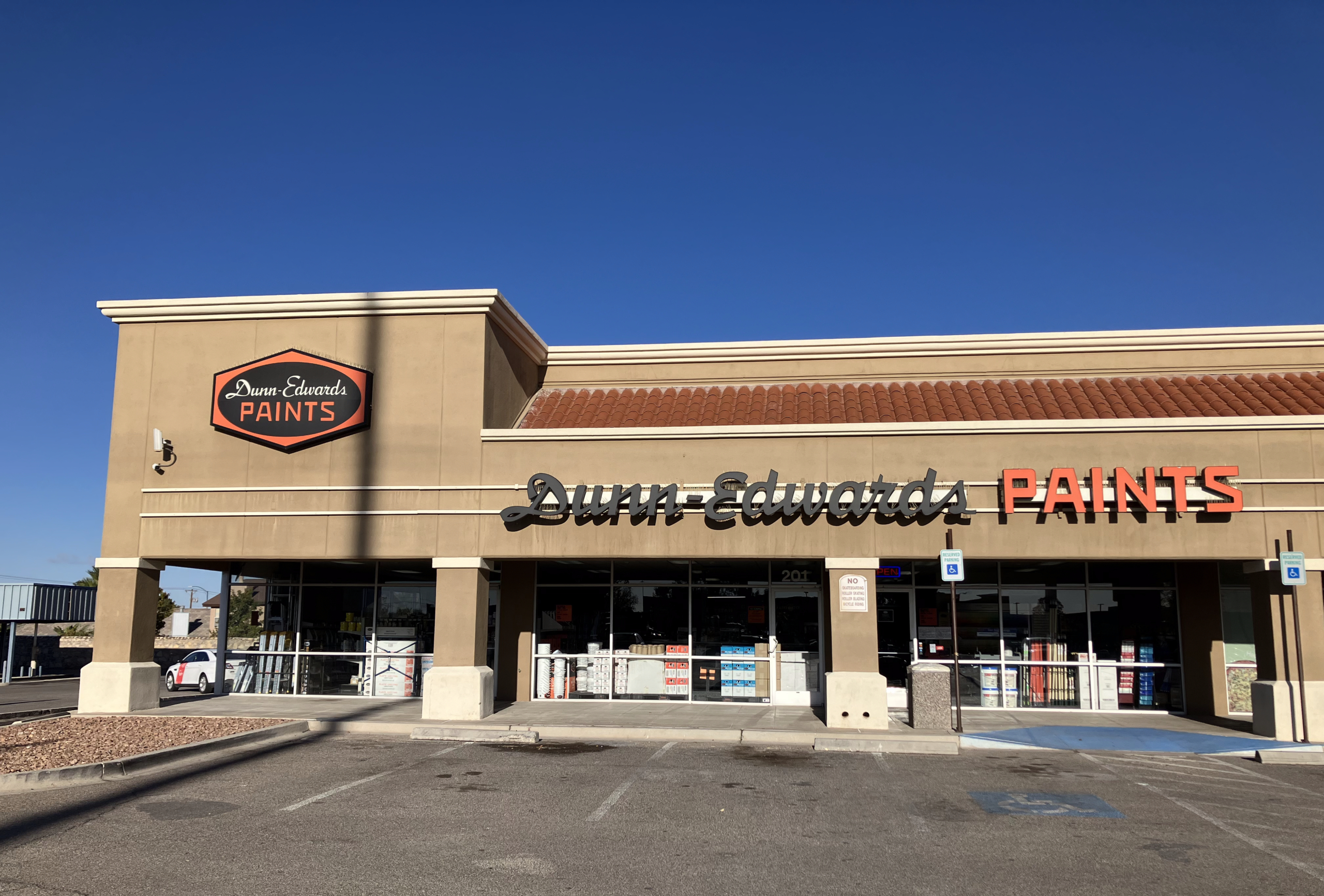 Dunn-Edwards Paint Store in El Paso TX 79936