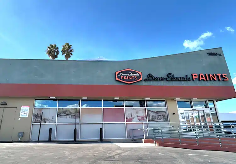 Dunn-Edwards Paint Store in Encino CA 91436